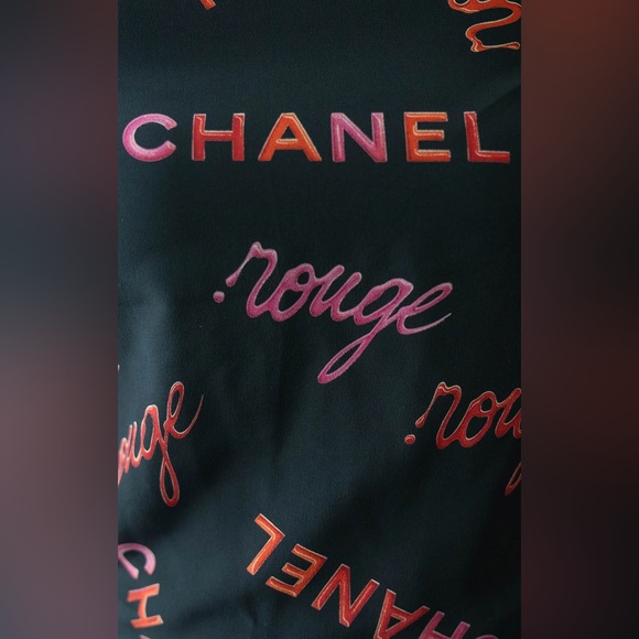 CHANEL 96P Barbie Rouge Silk Tank Shirt Blouse Coco Button 36 XS S 4-6 Runway - Picture 7 of 13